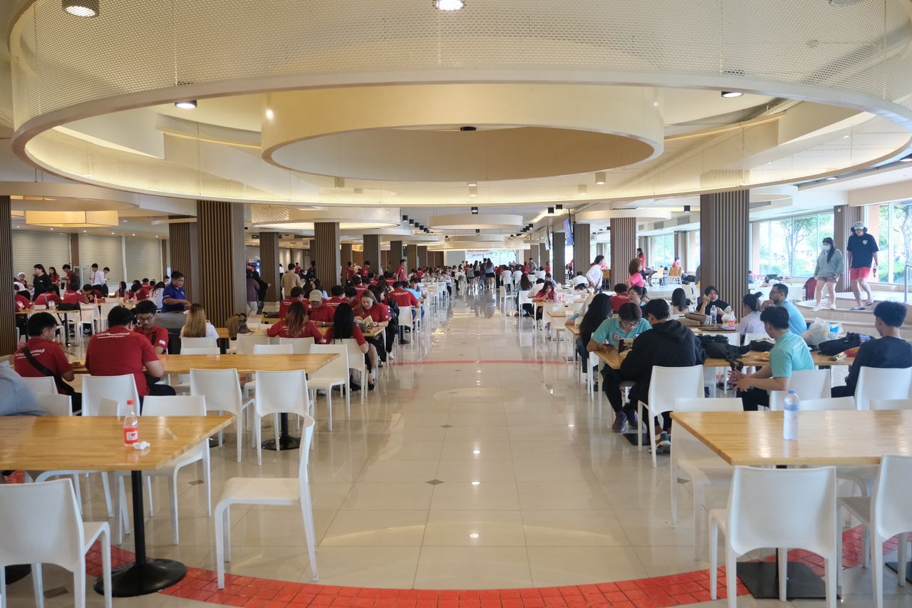 บรรยากาศศูนย์อาหาร 1