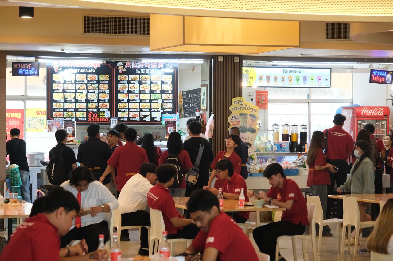 บรรยากาศศูนย์อาหาร 3